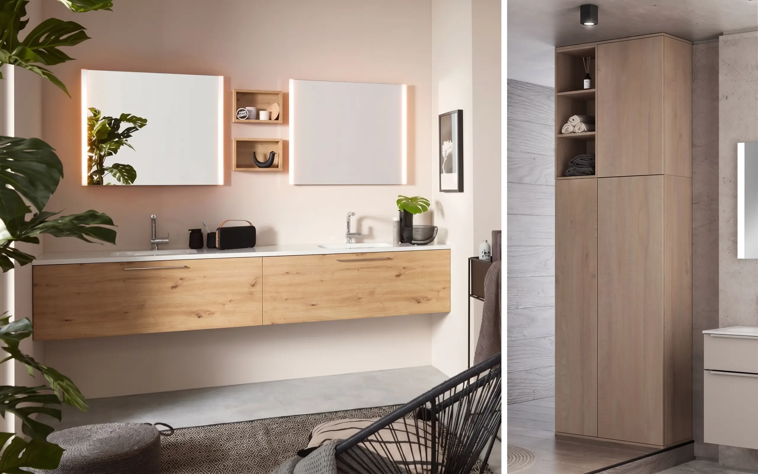 Vue partagée montrant d'un côté un grand meuble de salle de bains suspendu en bois clair avec une double vasque et des miroirs lumineux, et de l'autre une colonne de rangement assortie.